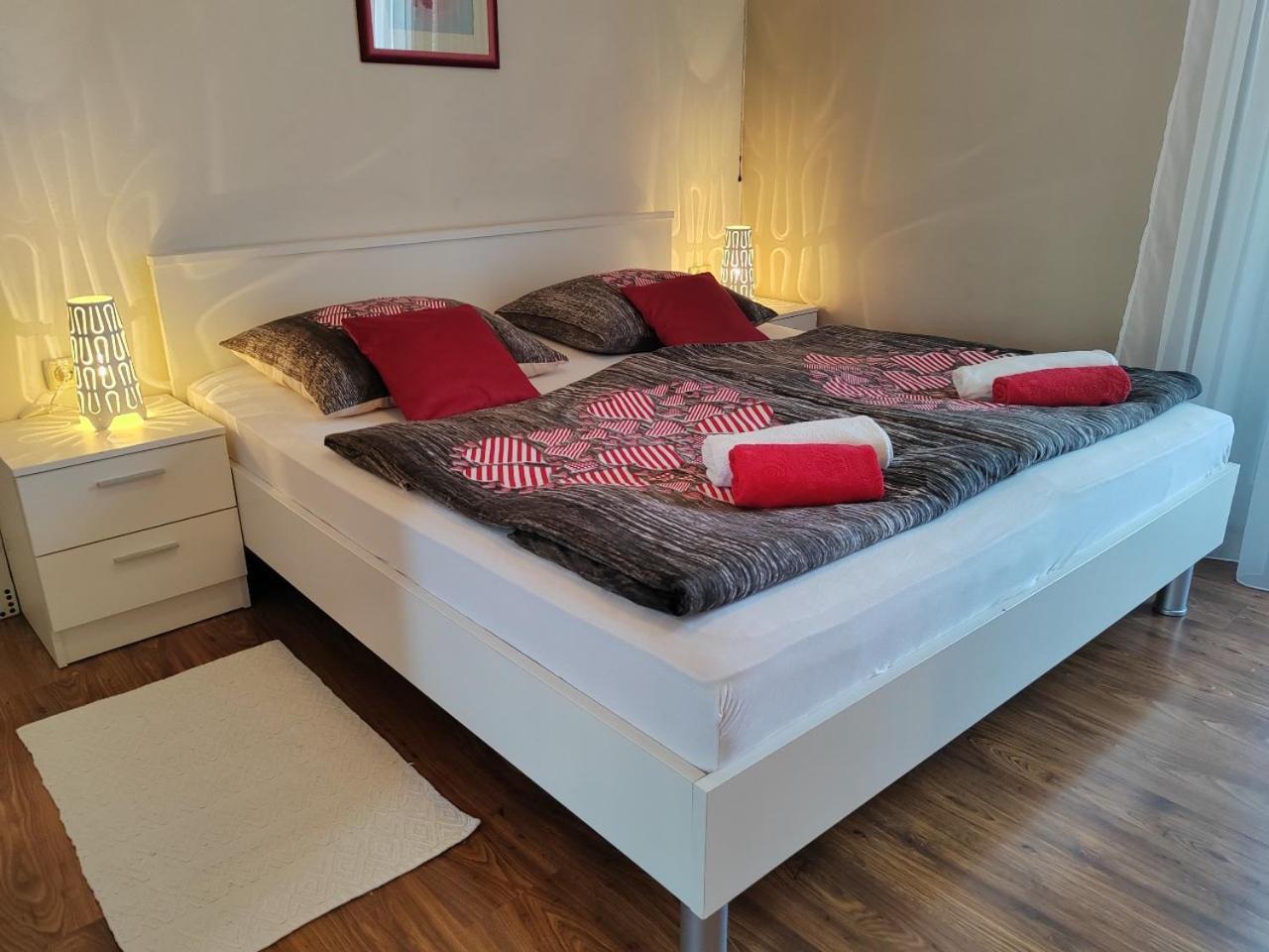 Room'S Brica Barbat na Rabu Ngoại thất bức ảnh
